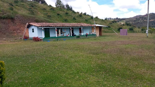 Linda Finca De Oportunidad En Venta En San Vicente Antioquia