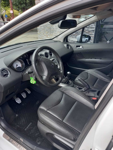 Peugeot 408 2.0 Feline 143cv 2013
