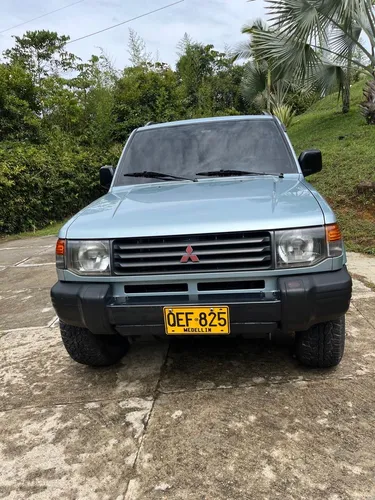 Mitsubishi Montero 2.4