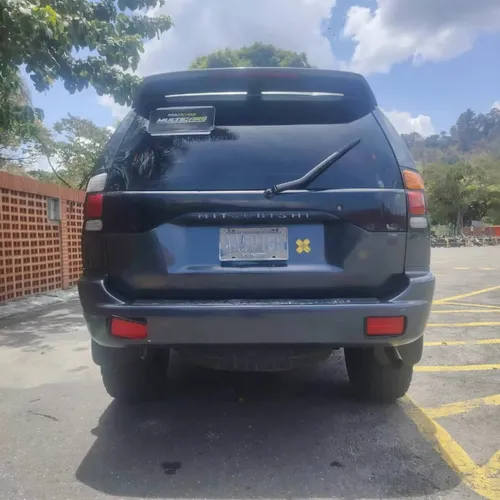 Mitsubishi Montero Sport