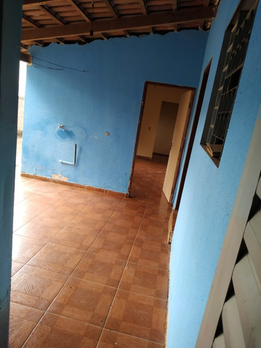 Imóvel Com 3 Construções Em Nerópolis Go