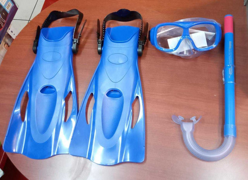 Imagen 4 de 4 de Equipo De Buceo Snorkel Respirador Y Aletas Niños