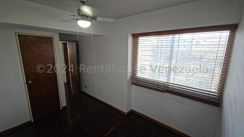 Apartamento Para Remodelar La Urbina Db Mls #24-24955