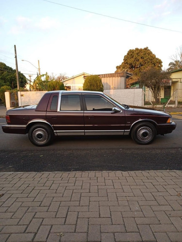 Imagem 4 de 12 de Chrysler Le Baron 1993