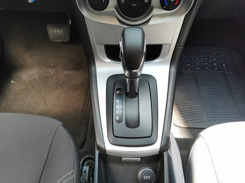 Imagen 8 de 13 de Ford Fiesta Se 8779