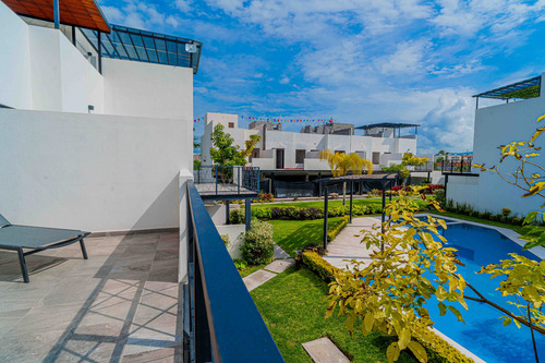 Casa En Venta En Santa Fe Xochitepec Morelos