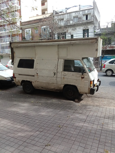 Mitsubishi L300 1981