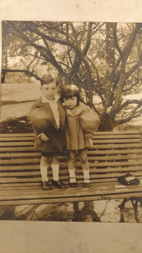 Foto De Niño Y Niña En Jardin Zoologico Decadacde 1920