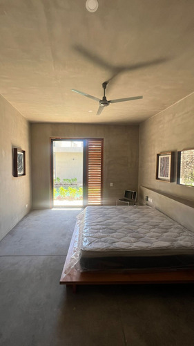 Casa En Venta A Unas Cuadras Del Parque De La Plancha Merida Yucatan
