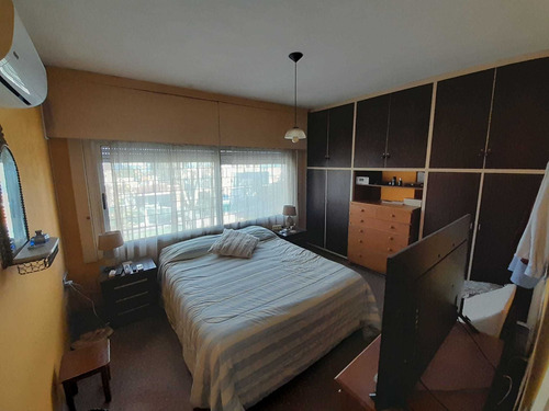 Imagen 7 de 19 de 1139/2 Venta Casa 3 Plantas 4 Dorm 3baños Punta Gorda - Prospero