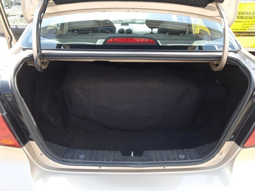 Imagen 7 de 12 de Chevrolet Aveo