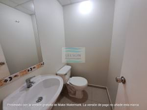 Viña Del Mar Arriendo Oficina Con Estacionamiento