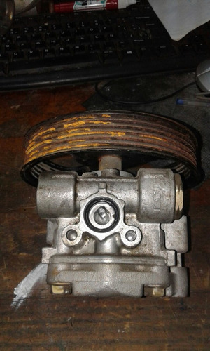 Vendo Bomba De Power Steering De Mazda 3, Año 2005