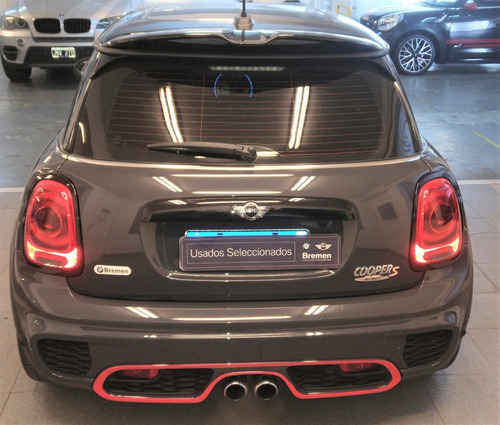 Imagen 4 de 7 de Mini Cooper S 2.0 F56 Look Jcw 192cv