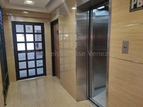 Imagen 2 de 21 de Apartamento En Venta Urb San Isidro, Maracay 23-18980