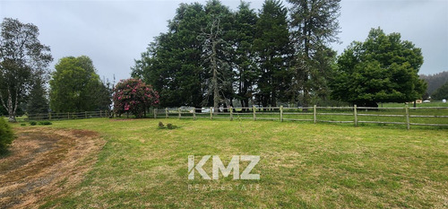 Casa En Venta De 8 Dorm. En Llanquihue