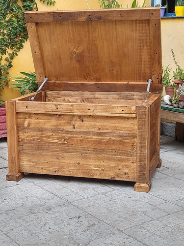Imagen 9 de 10 de Baúl Rustico De Madera