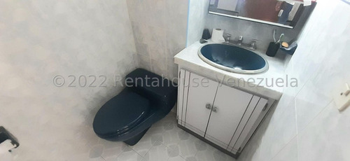 Imagen 17 de 30 de Apartamento En Venta En Las Trinitarias, Inf 04245943684, Cod 22-17033, J24
