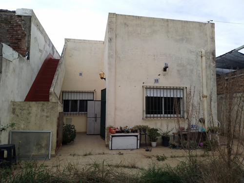 Venta Casa Valentín Alsina Con Cochera