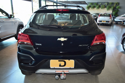 Imagem 4 de 10 de Chevrolet Ônix 1.4 Activ Manual 2017