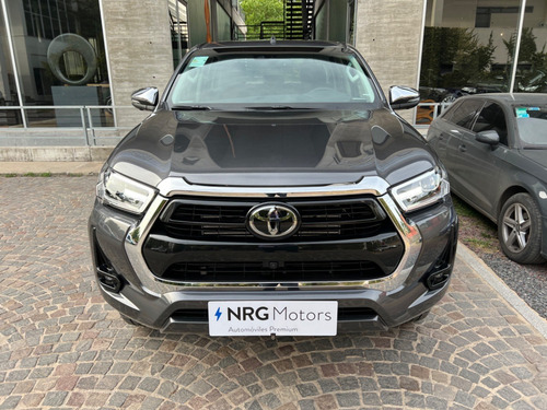 Imagen 2 de 15 de Toyota Hilux L/20 2.8 Dc 4x4 Tdi Srx 2022