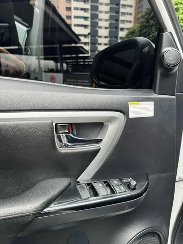 Toyota Fortuner 2.4 Srv 4x2 2019
