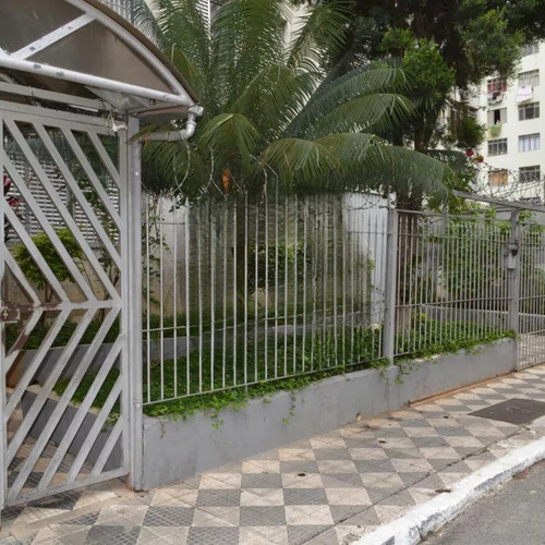 Kitnet A Venda Em Sé Com 30m²