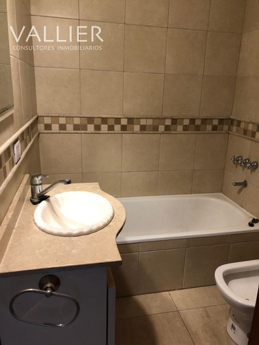 Casa En Venta En Altos Del Golf, Pilar, G.b.a. Zona Norte