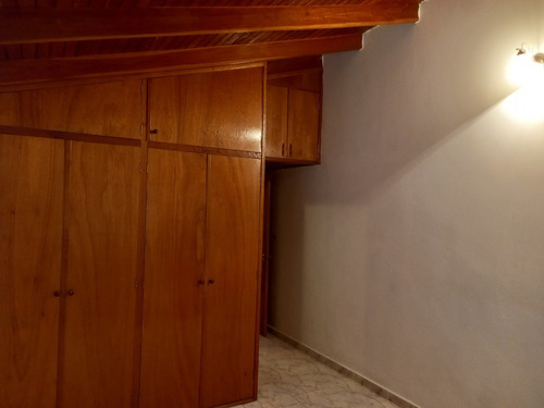Imagen 6 de 12 de Casa Con Distinguida Amplitud, Elegante Cocina Empotrada, Acabados De Primera. Circuito Cerrado. # 22-7504