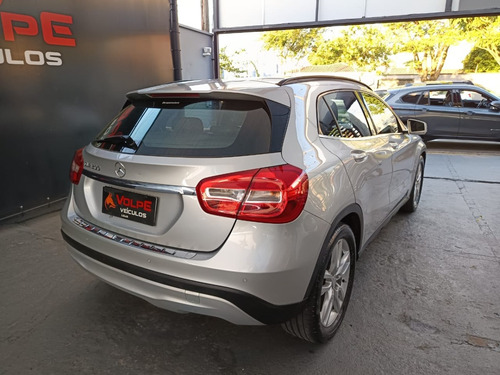 Mercedes-Benz Classe GLA 1.6 Advance Turbo Flex 5p
