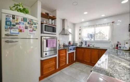 Casa En Venta - 4 Dormitorios 3 Baños - Verónica