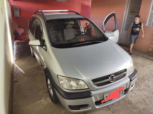 Chevrolet Zafira 2005 2.0 Elegance Flex Power 5p