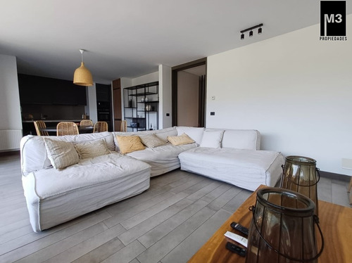 Venta Dpto. Triplex 3d/3b + Serv., Estadio Croata