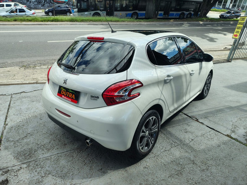 Peugeot 208 1.6 GRIFFE 16V FLEX 4P AUTOMÁTICO
