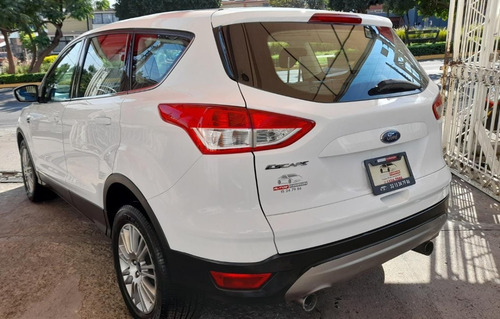 Imagen 7 de 15 de Ford Escape 2016