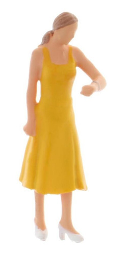 Escala S 1/64 Figuras De Personas Vestido Amarillo