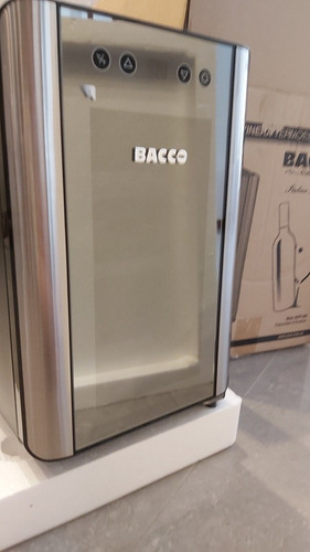 Vinera Termoelectrica Bacco De 6 Botellas Nueva De Paquete