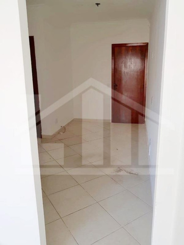 Imagem 3 de 5 de Sala, Qrts Para À Venda, Com 32,00 M², No Enseada Do Suá,vitória. - 109