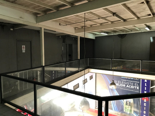 Local Comercial. Av. 21 De Mayo. Concepción. En Venta