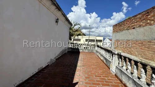Casas En Venta Mls #25-7625