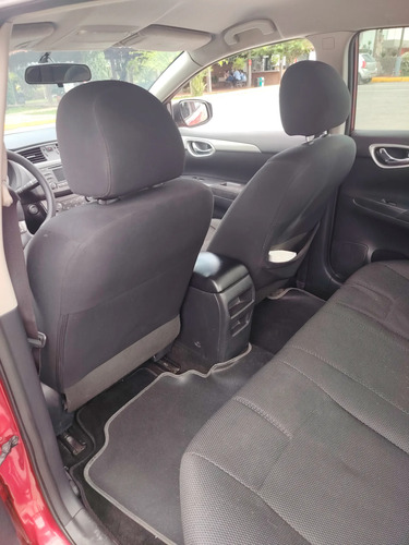Sentra 1.8 Automático