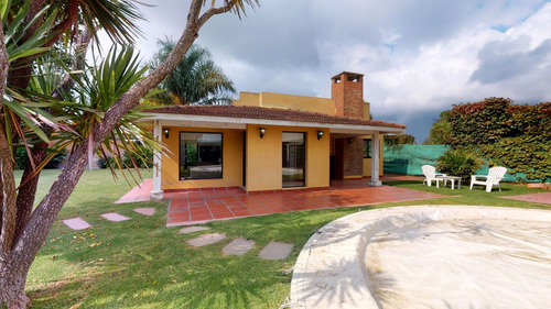 Imagen 2 de 18 de Casa Venta 4 Dormitorios. Villa Del Plata . Ensenada