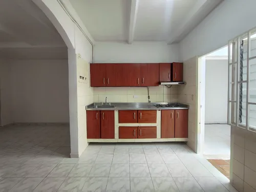 Casa En Venta En Niza. Cod V30390