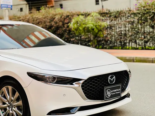 Mazda 3 2.0 Grand Touring At Hibrido Ligero - Mhev