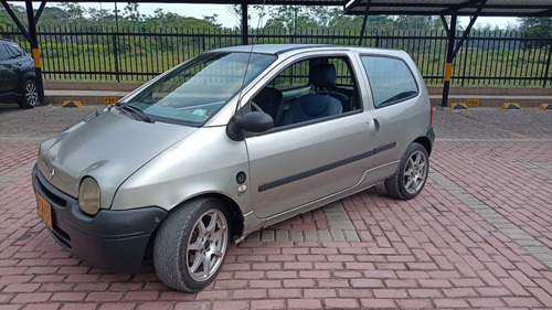 Renault Twingo 1.2 U Authentique 75 hp