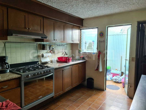 Imagen 7 de 15 de Casa En Venta, Jardines Del Country, Guadalajara, Jalisco.