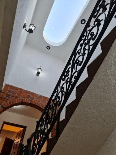 En Venta Residencia En Misión Concá, Roof Garden, Cto Serv, 4 Recamaras, 4.5 Bañ