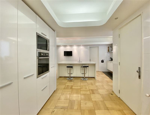 Departamento En Venta De 3 Dorm. En Santiago
