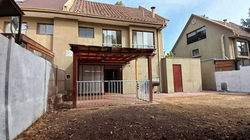 Arriendo Casa Santa Rosa De Huechuraba (90045)