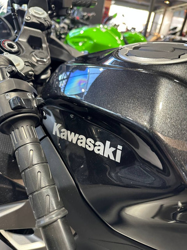 Imagen 4 de 18 de Kawasaki Ninja 400 0km 2023
